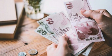 Türk lirası 139 para biriminden daha değersiz