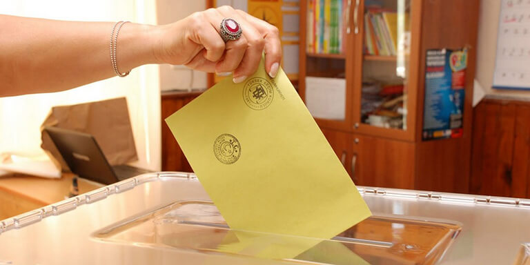 24 Haziran’da seçmen emanet oy kullandı